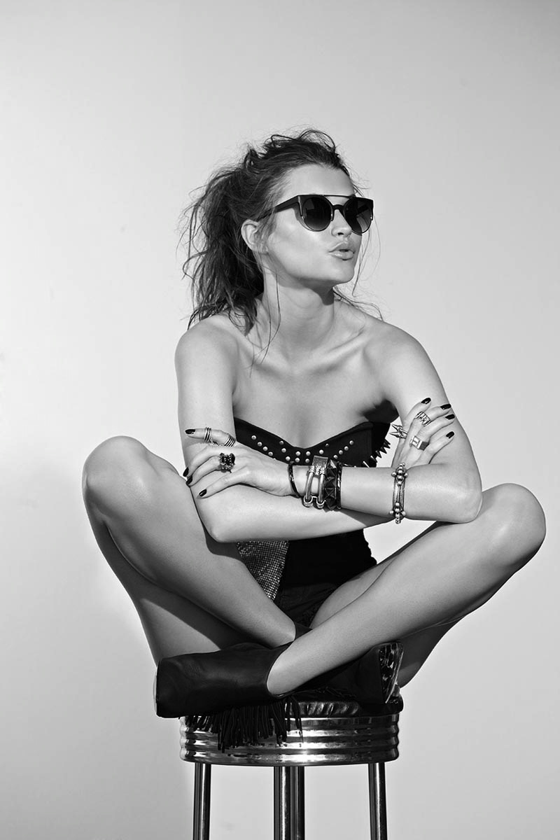 Sassy girls in Curitiba — step in, relax, and chat live