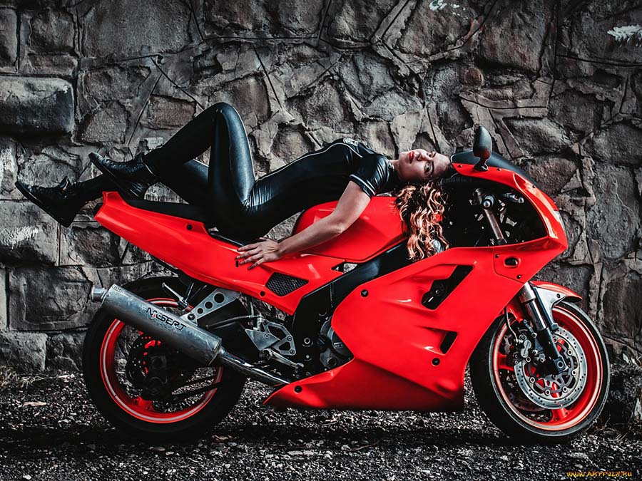 Beautiful girl Beautiful girls and motorcycles in Curitiba