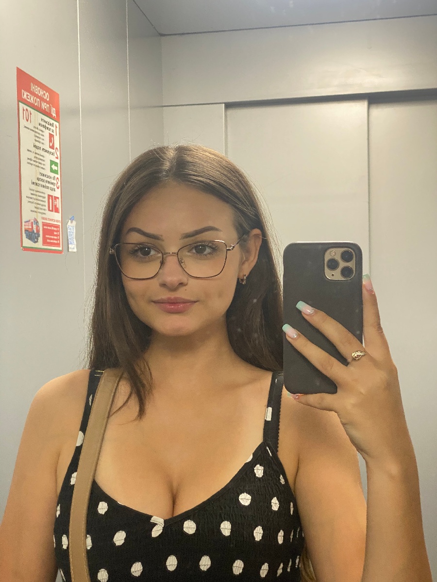 Sexy model Stacy in Curitiba